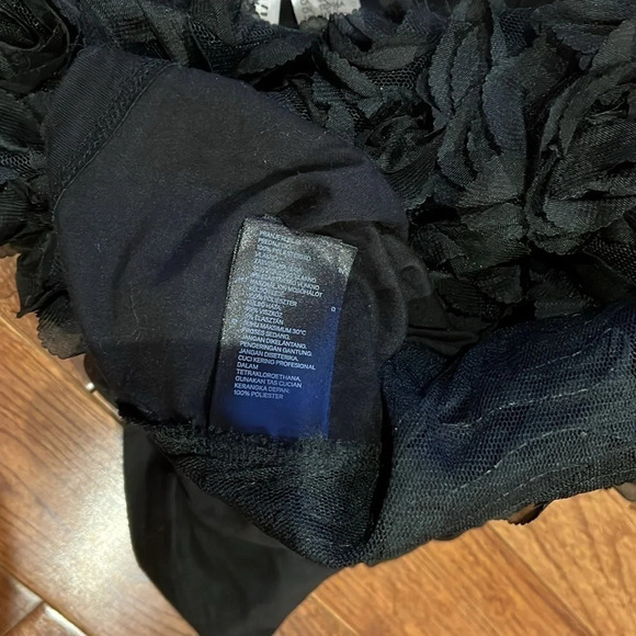 H&M  black floral textured patterned short-sleeve top blouse Sz M - Picture 8 of 11